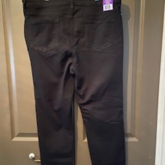 Womens SIZE 14 Jeans - Picture 2 of 2